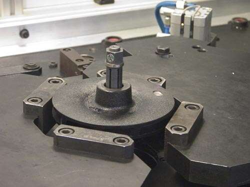 Полуавтоматический фрезерно-балансировочный комплекс